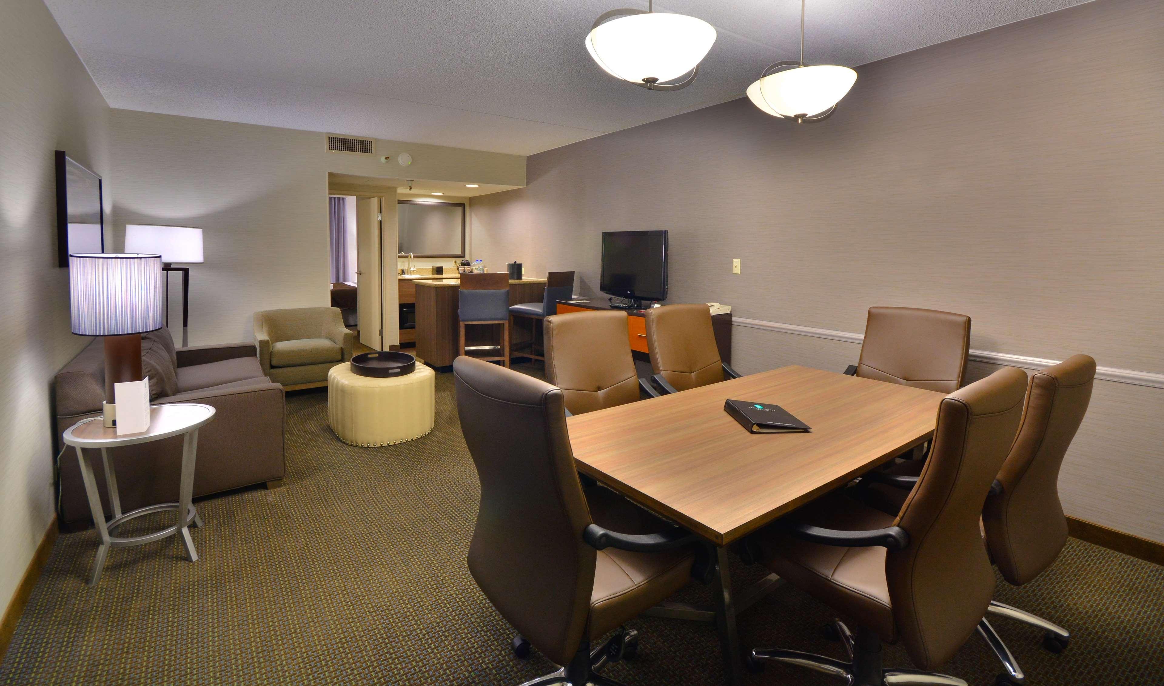 Embassy Suites By Hilton Denver Central Park Room photo