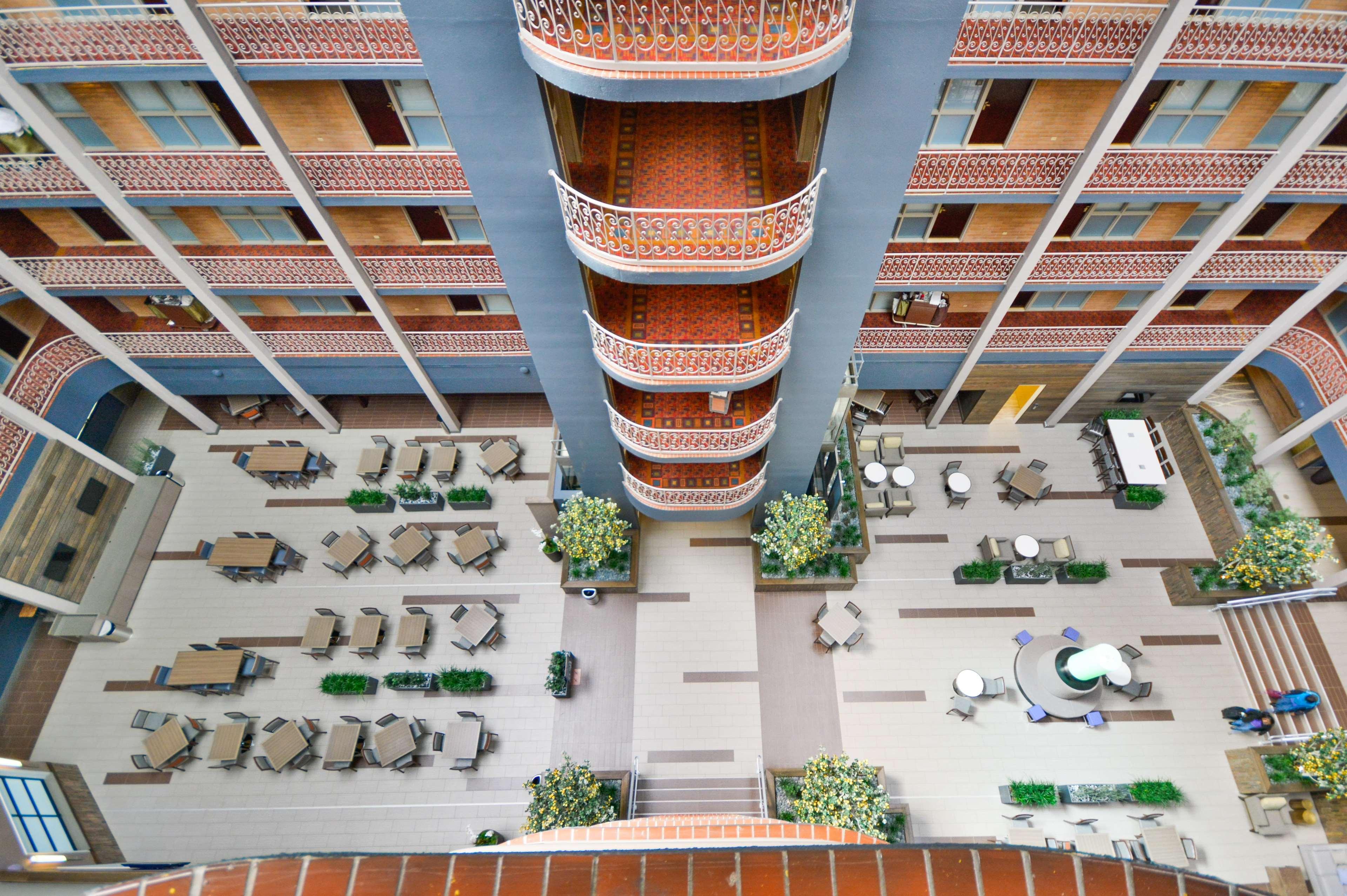 Embassy Suites By Hilton Denver Central Park Exterior photo