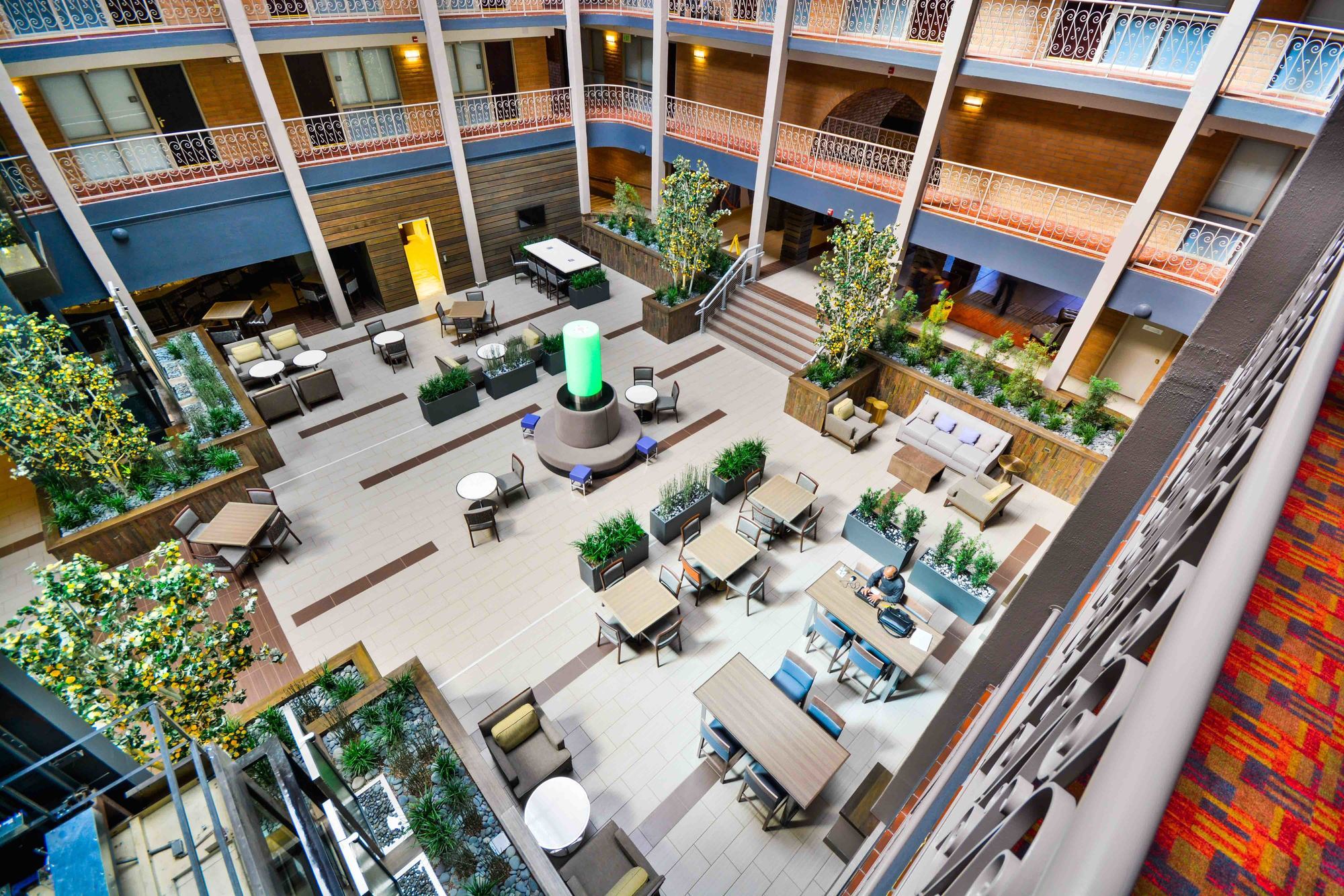 Embassy Suites By Hilton Denver Central Park Interior photo